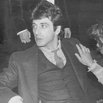 b_n9g's profile picture. .