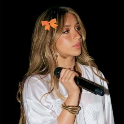 mortuette's profile picture. super annoying about my interests ྀི (˶˃ ᵕ ˂˶)