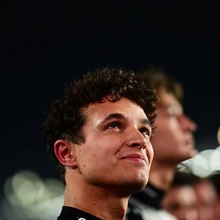 naenia01's profile picture. LANDO WE CAN BE WORLD CHAMPION I SAID. PLEASE LANDO.
she/her, 24, ♒ (respectfully, get the f out of my profile if you're a lando hater)