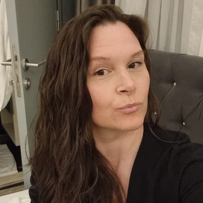 AuDHDTrader's profile picture. Neurospicy lady who likes cats & charts 🇬🇧 

I use Insider Finance for flow and dark pool levels. Affiliate link: https://t.co/85Z8Aenk3M