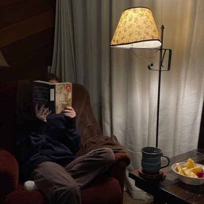 Requiharle's profile picture. 