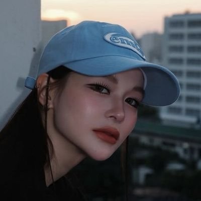 zoewaraha's profile picture. ͏