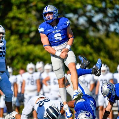 lincoln_merrill's profile picture. Oxford Hills • @Colby_Football