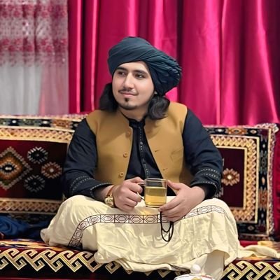 Nangyaljan313's profile picture. یو ځل پر امام المرسلین، قائد المجاهدین، سیّدنا ونبیّنا محمّدﷺباندی درود شریف ولولئ
فِدَاکَ اَبِیْ وَاُمِّیْ وَرُوْحِیْ وَقَلْبِیْ یَاسَیِّدِیْ یَارَسُوْلَ اللّ