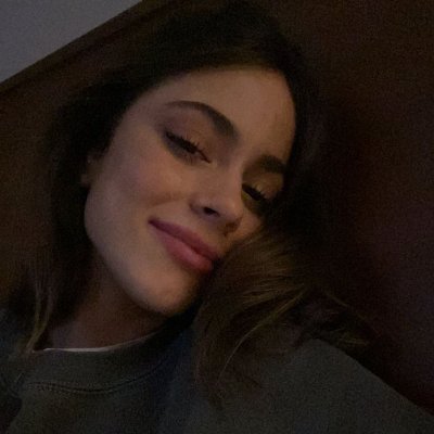 thenbhdi's profile picture. sensations dont mean anything • @zwoIfyn