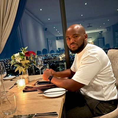 TheMedGuyT's profile picture. medical doctor for little humans (paeds)