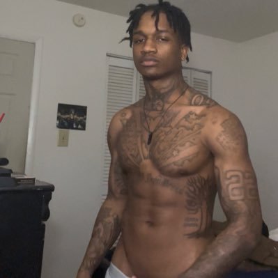 vonwick_4's profile picture. Portsmouth VA IG @vonwick_3 one of them ones come fuck with me #757