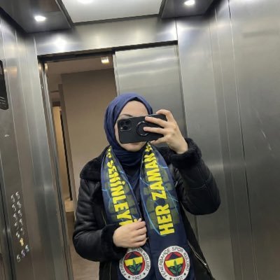 hermoddd's profile picture. 💛💙