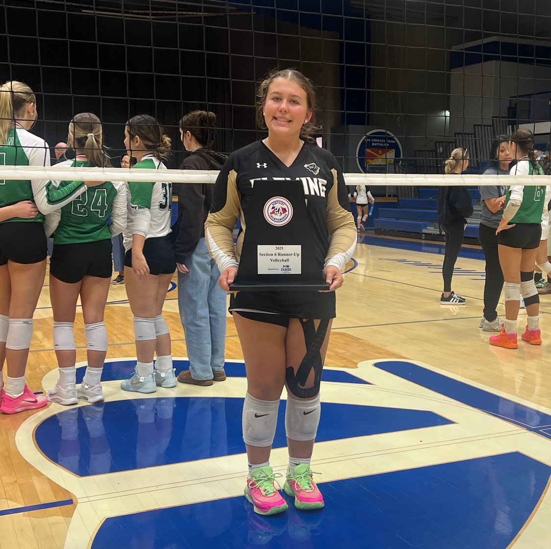 HJThrasher2029's profile picture. -L/DS.                                                              -Alpha Performance Volleyball A.51 -FCHS Volleyball