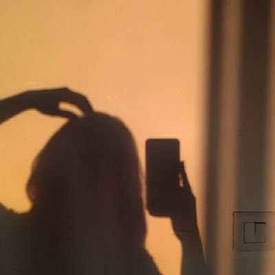 _londongurl_'s profile picture. 