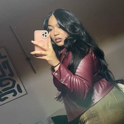 RavenToldYouSo's profile picture. 1913❤️