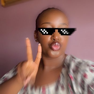 isthatgwen_'s profile picture. Pharmacist 💊||Baker🧁 {IG: maesdelight}||Anime Enthusiast