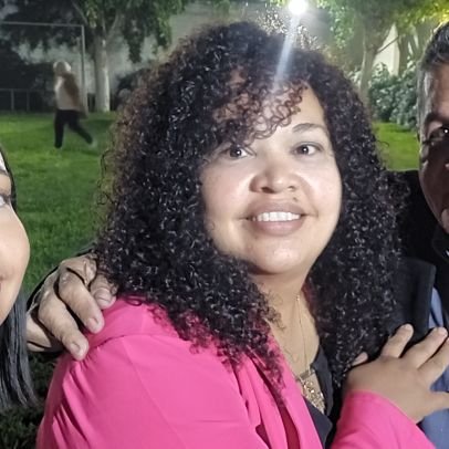 OliviaBoli36469's profile picture. Venezolana.Diseñador Gráfico,Locutora,comparto el arte y la cultura. 100% DE CRISTO.