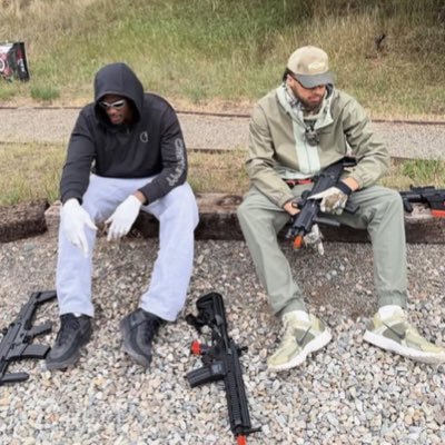 chillianhayes's profile picture. it aint always great being me but im happy i aint you