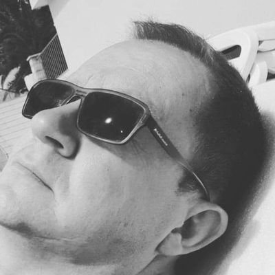 onyva953558's profile picture. De l'éducation, de l'instruction, de la volonté, du bon-sens, des bons moments et ça devrait le faire...