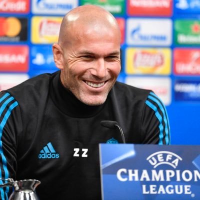 FormalitoFutbol's profile picture. Madridismo tranquilo desde un prisma visceral. 
Soy objetivo subjetivamente hablando.
Hago espacios.
Con humor todo es más fácil.