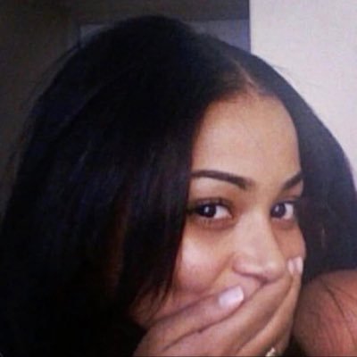 PeaceAndFades's profile picture. TV/Film Costumer (IATSE) | aspiring Screenwriter/Director | Artist | Curator (1/2 of GRITS) IG : stckyflwrs 🍯 *DMS CLOSED*