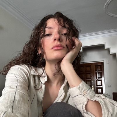 gypsyone__'s profile picture. 👀