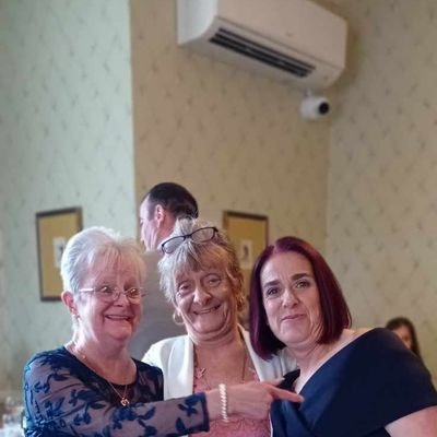 siobhanbyrne32's profile picture. 