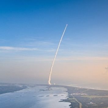 cronosRaStar's profile picture. watching space exploration, physics, and 🔭 telescopes 📡