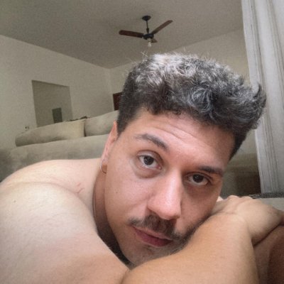 mwlodrama's profile picture. básico e clichê