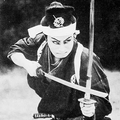 esashi_tn's profile picture. 映画俳優研究歴十余年。明治後期〜昭和初期に活躍された映画人の経歴及びフィルモグラフィを調査研究中。推しは大河内傳次郎、山本嘉一、片岡千惠藏、阪東妻三郎、諸口十九、高勢實乘、原節子等。趣味は活弁、映画鑑賞、懐メロ、神社仏閣・史跡巡り、温泉、鉄道、国内旅行、食道楽、珈琲、読書。戦前俳優に関する調査依頼等はお気軽にDMまで。