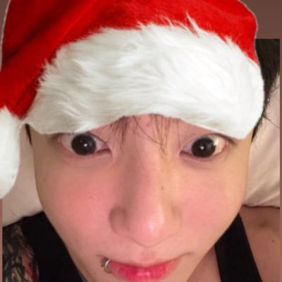 haleskook's profile picture. I don’t have think ♡