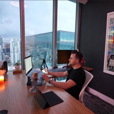 michaeljohn400's profile picture. I'm here to share love and support, if you need financial help, reach out and I'll do my best to assist