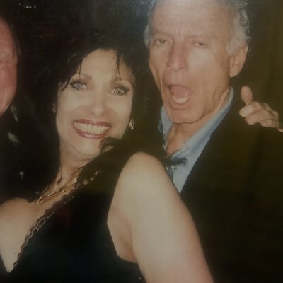 LindaMason_X's profile picture. 