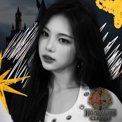 virlyhogs's profile picture. 𝑉𝑖𝑣𝑖𝑒𝑛𝑛𝑒 𝑅𝑎𝑦𝑙𝑒𝑒 • 𝑠𝑤𝑒𝑒𝑡𝑒𝑠𝑡 𝑝𝑜𝑖𝑠𝑜𝑛 “𝑤𝑖𝑙𝑑 𝑒𝑛𝑜𝑢𝑔ℎ 𝑡𝑜 𝑟𝑢𝑖𝑛 𝑦𝑜𝑢, 𝑠𝑜𝑓𝑡 𝑒𝑛𝑜𝑢𝑔ℎ 𝑡𝑜 𝑚𝑎𝑘𝑒 𝑦𝑜𝑢 𝑏𝑒𝑔.”