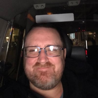 AvisJonathan87's profile picture. Avis in a manger🙈🎄🎅