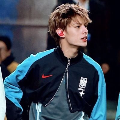 PdrPhods37267's profile picture. eu sou gllit, mas:
Gllit's Toxic 🚫
Tokki's Toxic 🚫 
Montie'z Toxic 🚫 
Fandom Juntos 👑👑