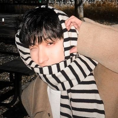 pleng_TJ's profile picture. 💜🩷🩵💐GF @bxmeexyj 5M🤍🐱 #rvsingpleng #SPworkPiN INFP N&Otrovert ✨️ ʏᴀɢᴀᴍɪ ꜰᴀᴍɪʟʏ #บ้านยางามิ