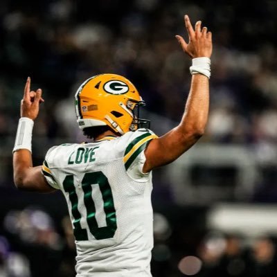 toyotathonLove_'s profile picture. @acmilan, @packers, @lakers & motorsports fan.