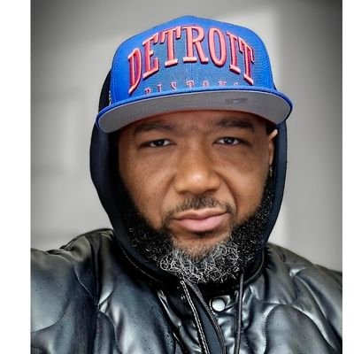 SeanTheTerrible's profile picture. Just be minding mine... mind yours. Womanist.