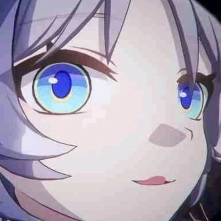 Julbeee_'s profile picture. |19| priv: @juliesbooobs