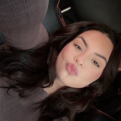 xdessst's profile picture. 