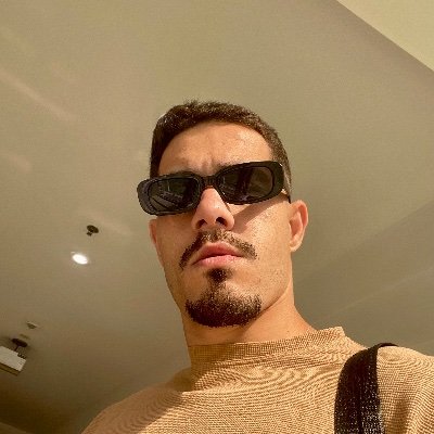 crvgsatri's profile picture. https://t.co/T7XyKz37PD