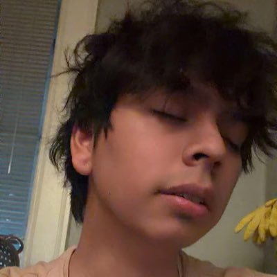 Throwusergoes's profile picture. 😁