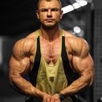 MicroByte16824's profile picture. 🖋️ Hayallerin peşinden git 🖤