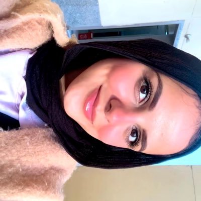 ayaaao_'s profile picture. Veterinarian 🐾💉