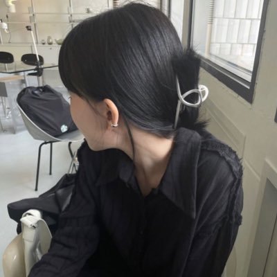 kyaroriu's profile picture. let's move on to tomorrow together