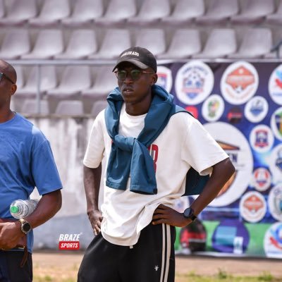 CestRomelGhomsi's profile picture. 24 / Responsable Scouting 🌍🇨🇲 - Rainbow World Group⚽️ / Diplômé @AfcasFootball 🎓 / Compilations Vidéos 🎥 / Contact : 📩 emaleuromel@gmail.com •