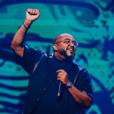 TieeOficial's profile picture. Contato: 21 3269-9915