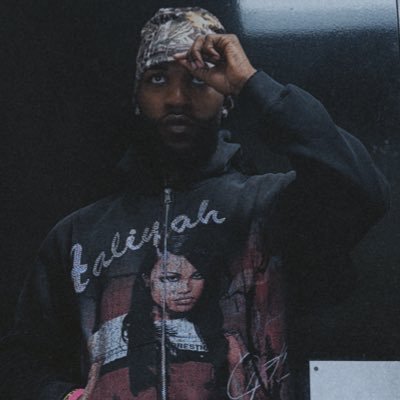 saandonlaurent's profile picture. you came to my page to stroke, lurk or admire me? either way enjoy #stl #314 #b8bro