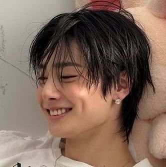 yastay__'s profile picture. #정인 + #방잔 + #리노  | stay & @yaswiftie__ 🦊