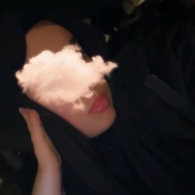 useeer0711's profile picture. À trop vouloir aimer, on finit par détester -