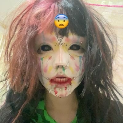 chocoisopode's profile picture. ele • dele