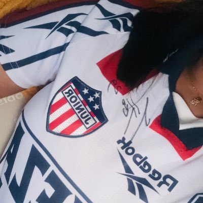 jennalvear's profile picture. 🎶⚽Apasionada por la música, el Futbol y mis raíces Barranquilleras, #Juniortupapa 🔴⚪#HalaMadrid 🤍