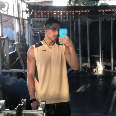 mathzvlr's profile picture. 021